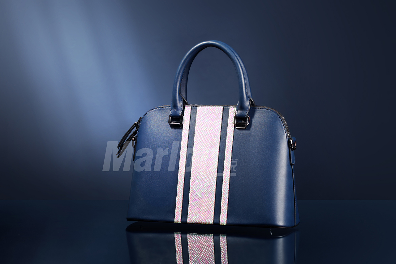 皮具箱包創(chuàng)意攝影 男包拍攝的藝術與技巧